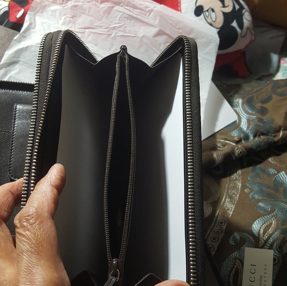 Authentic Gucci Wallet